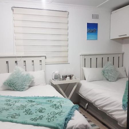 Aliwal Villa Guest Lodge Εξωτερικό φωτογραφία