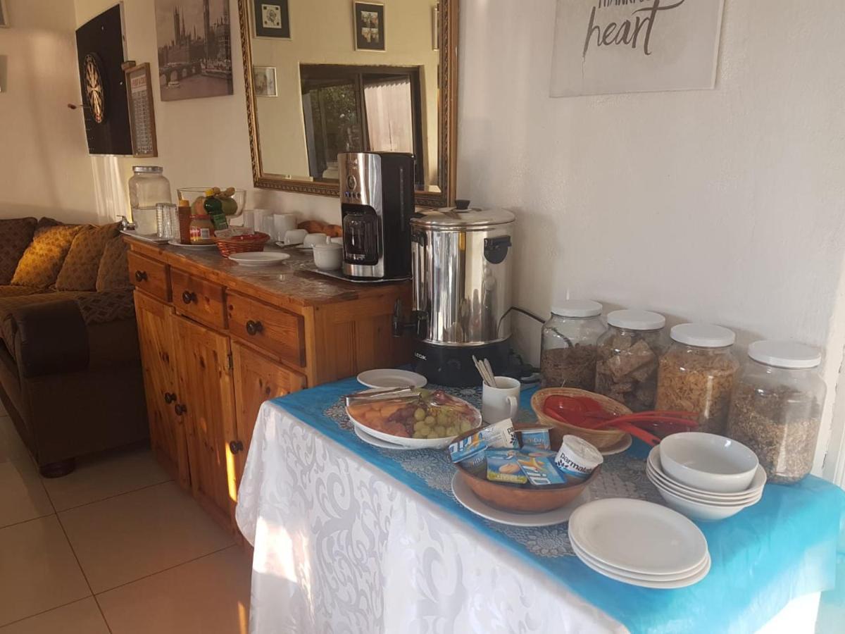 Aliwal Villa Guest Lodge Εξωτερικό φωτογραφία